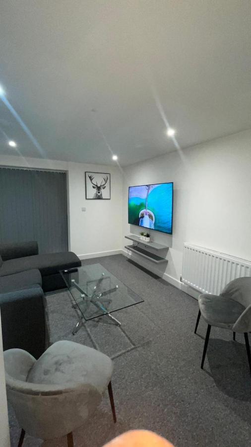 2 Bed Room Luxury Apartment In Old Kent Road ロンドン エクステリア 写真
