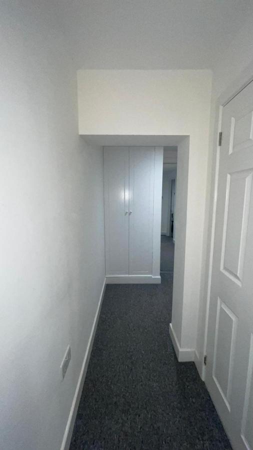 2 Bed Room Luxury Apartment In Old Kent Road ロンドン エクステリア 写真